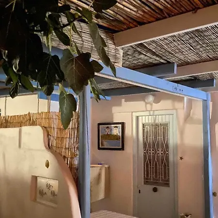 Apartment Golden Beach, Little Troll House 3 Chrisi Akti (Paros)