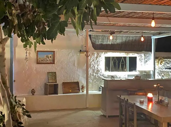 Golden Beach, Little Troll House 3