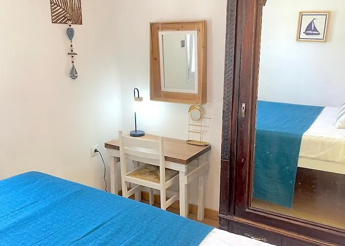 Golden Beach, Little Troll House 3 * Chrisi Akti (Paros)